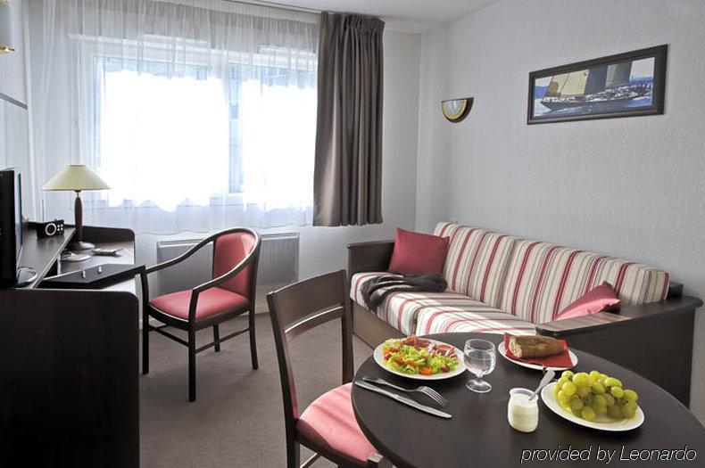 Comfort Suites Le-Port-Marly Paris Ouest Le Port-Marly Luaran gambar