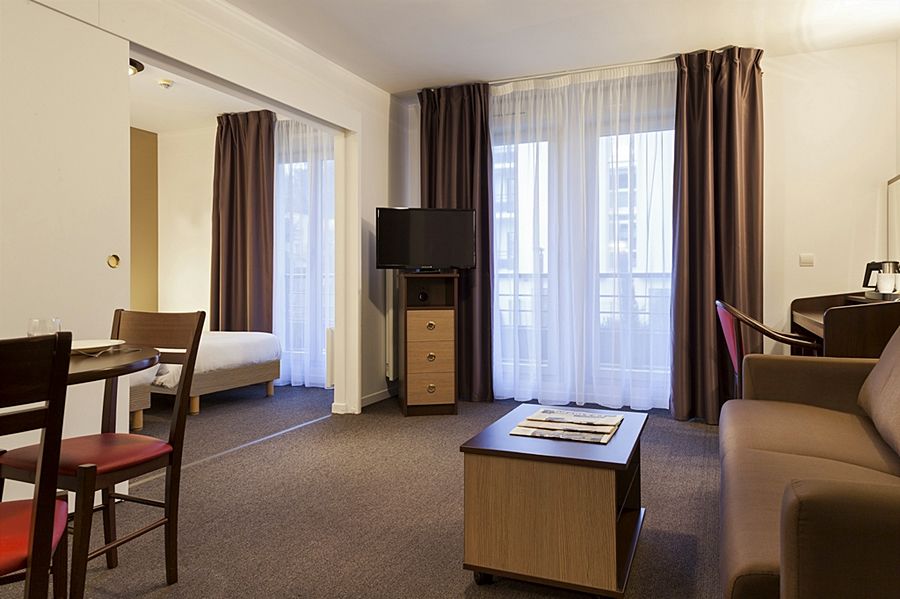 Comfort Suites Le-Port-Marly Paris Ouest Le Port-Marly Luaran gambar