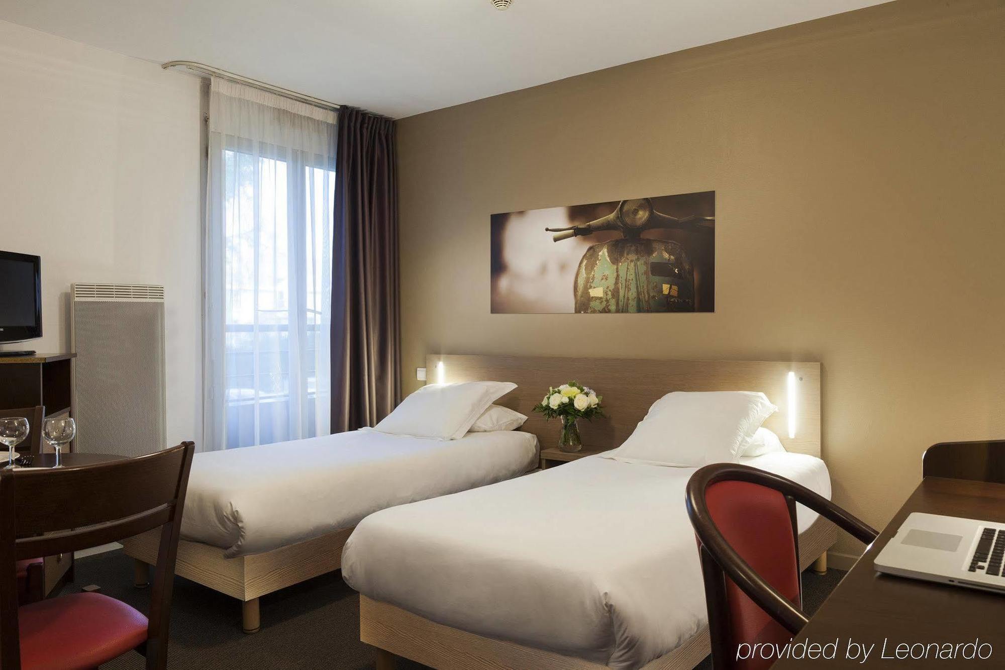 Comfort Suites Le-Port-Marly Paris Ouest Le Port-Marly Luaran gambar