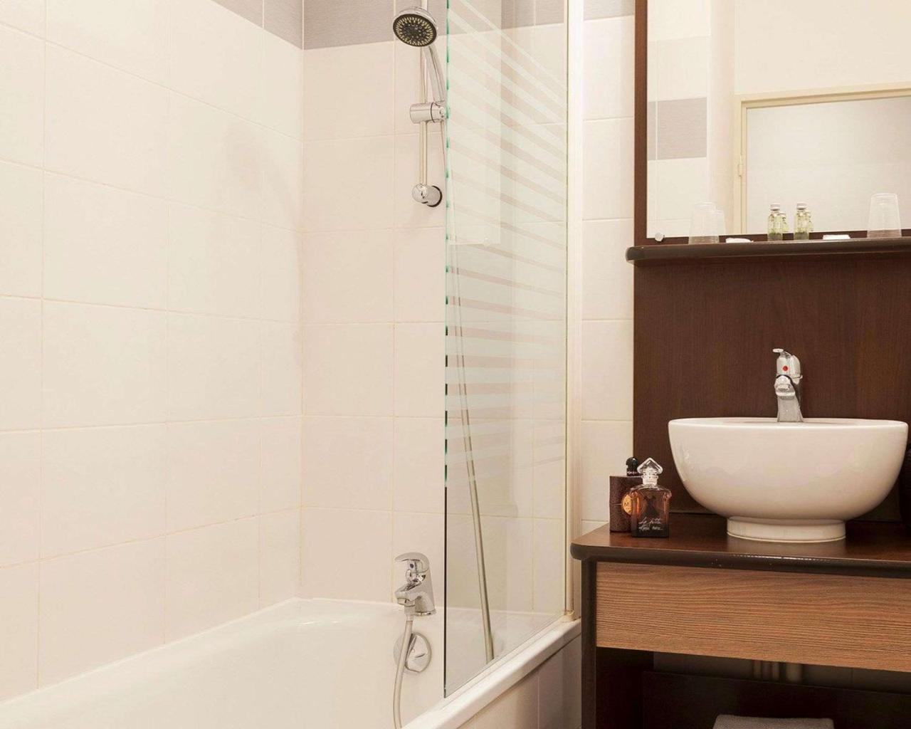 Comfort Suites Le-Port-Marly Paris Ouest Le Port-Marly Luaran gambar
