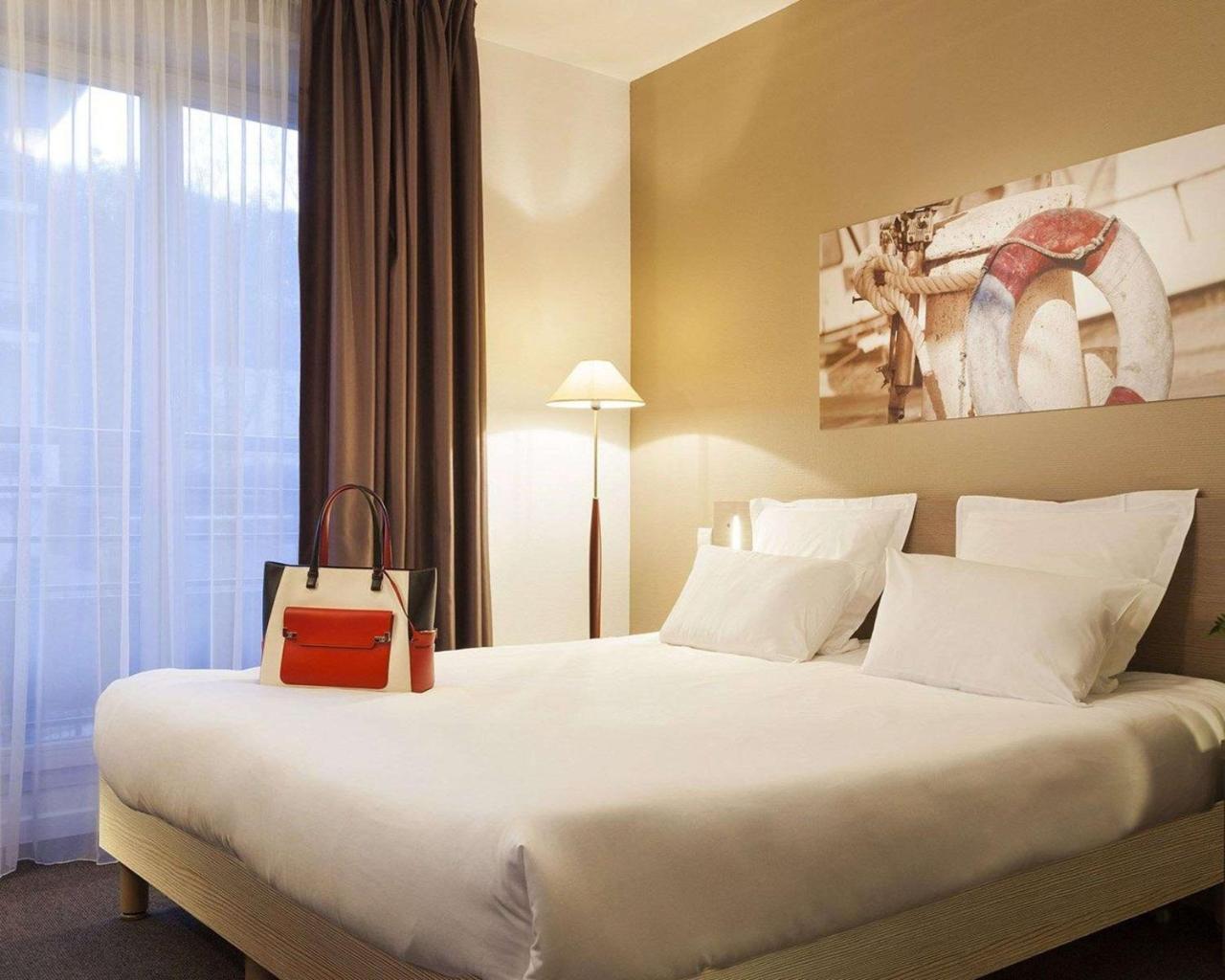 Comfort Suites Le-Port-Marly Paris Ouest Le Port-Marly Luaran gambar
