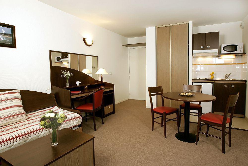 Comfort Suites Le-Port-Marly Paris Ouest Le Port-Marly Luaran gambar