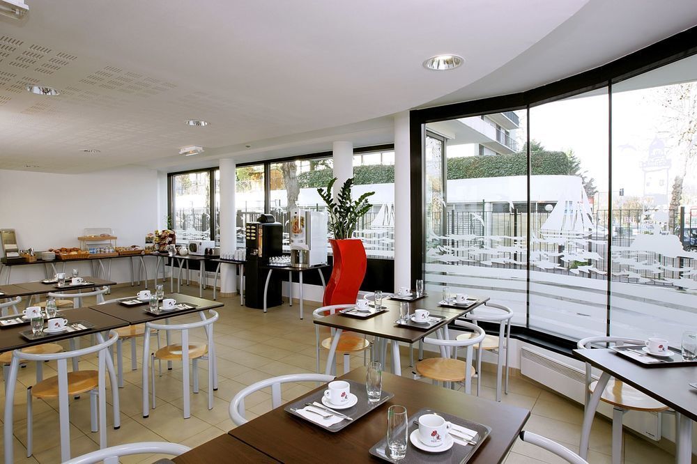 Comfort Suites Le-Port-Marly Paris Ouest Le Port-Marly Luaran gambar